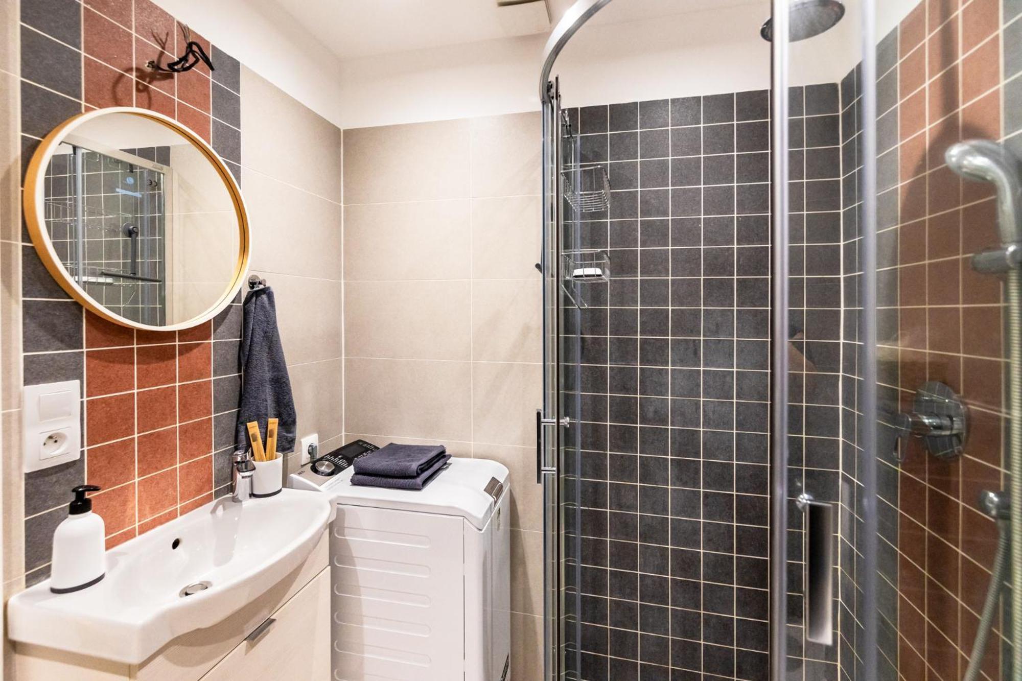 Quiet Apartment In New City Center, Nivy Bratislava Esterno foto